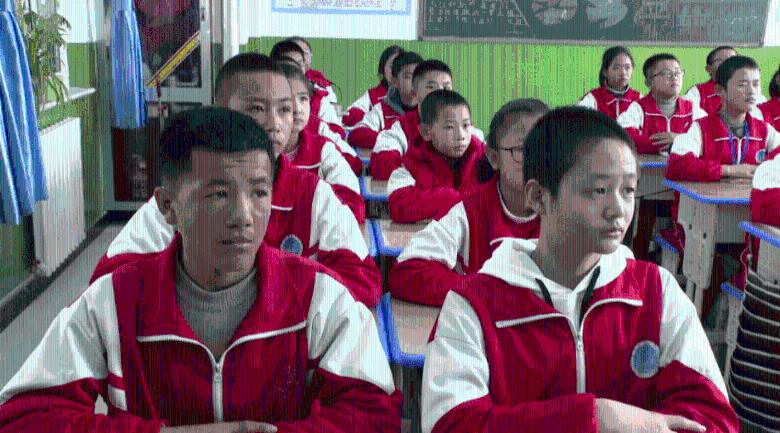 先后熬死了曹家三代人，等到70岁才敢造反，司马懿到底在怕什么？